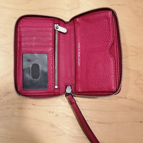 Wallet - Picture 3 of 4